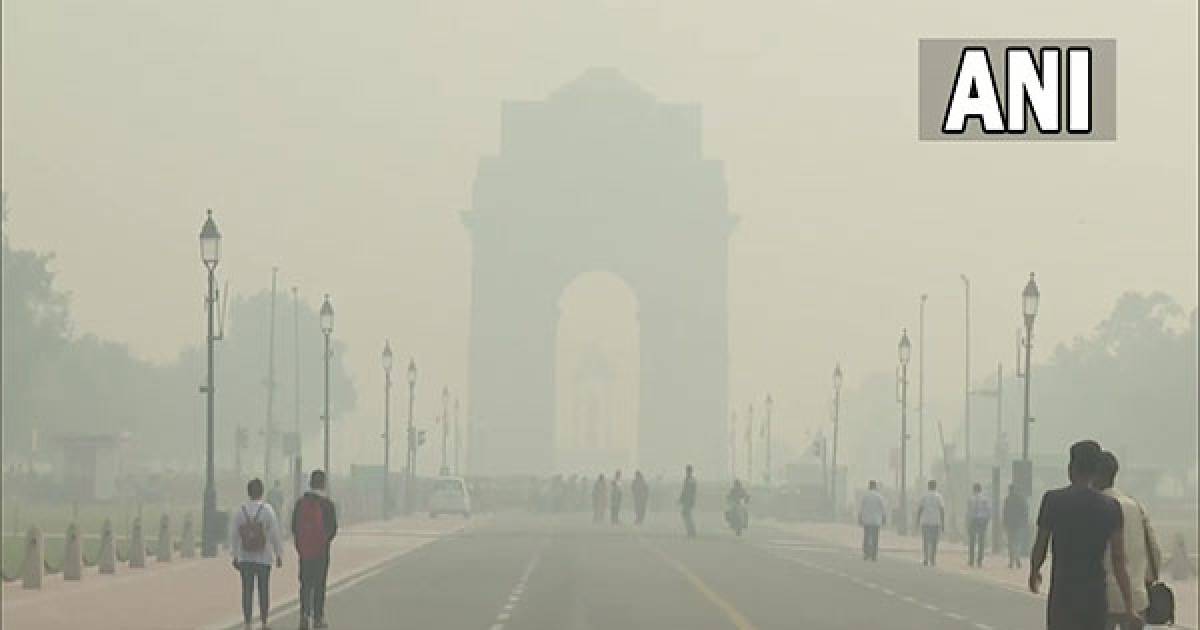 Delhi Pollution: AQI slides, still at 'lower end of Very Poor' category